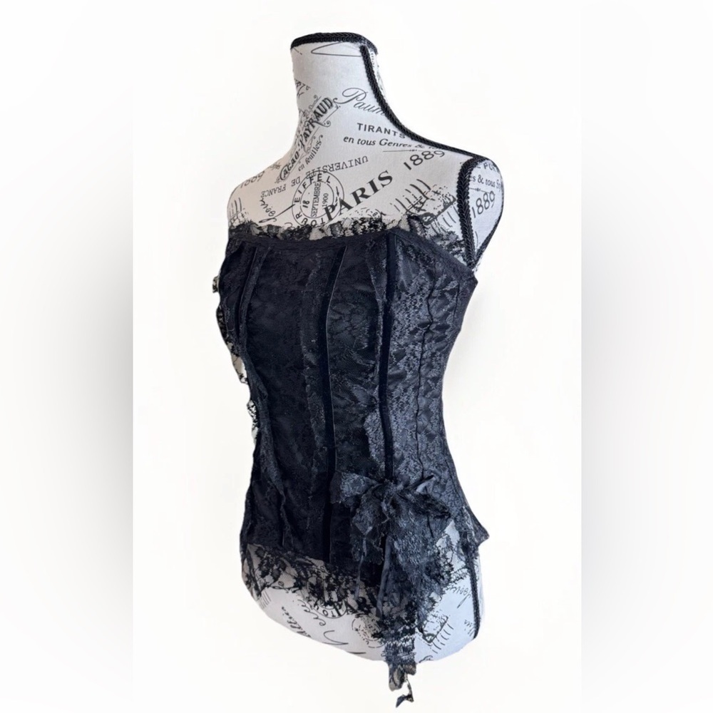 Vintage Y2K 90s CHARLOTTE RUSSE Goth Punk Sexy Black Lace Bustier Corset Size M